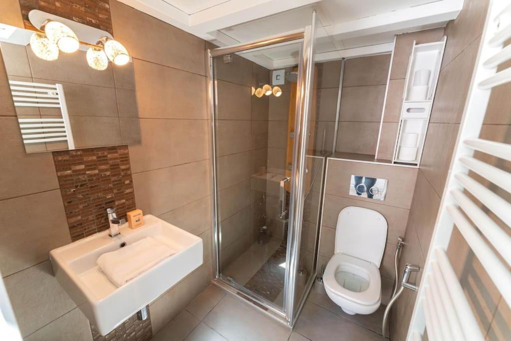 Apartment Sk Joli Studio, Le Port, Clim, Tramway, Wifi 17 Bonaparte